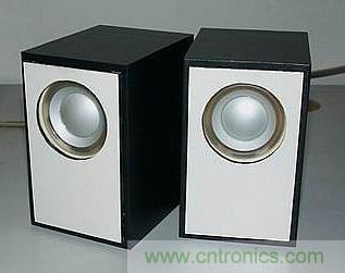 焊接完畢，背面