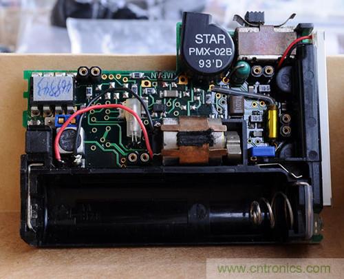 【拆解】走進(jìn)傳呼時(shí)代，天價(jià)傳呼機(jī)拆解探奇