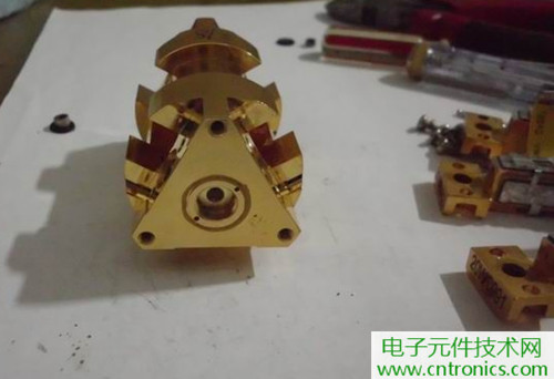 這貨一萬三？50W半導(dǎo)體激光模塊拆解