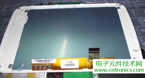 探秘電子紙！一款電紙書的電子墨水屏拆解