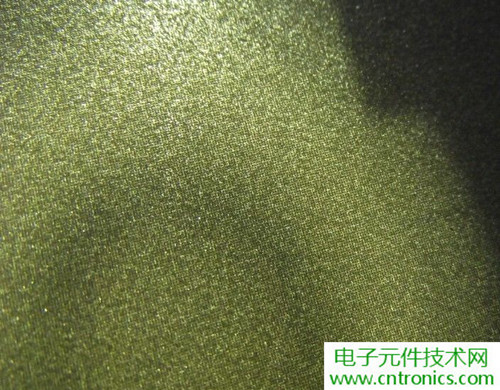 探秘電子紙！一款電紙書的電子墨水屏拆解