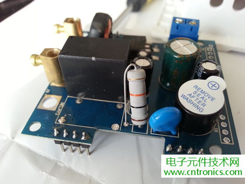 一款觸控開關(guān)拆解，做工不錯