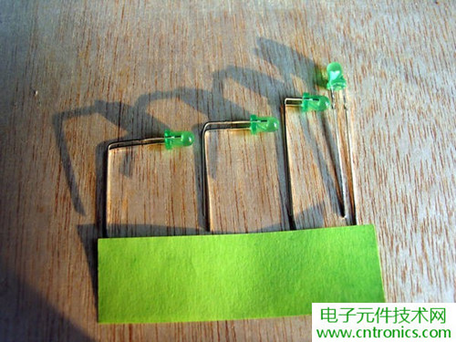 工科男的圣誕禮物:簡易LED圣誕樹DIY