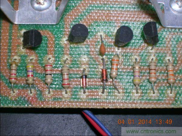 巧奪天工！大神利用山寨功放為高性價比逆變器"穿新衣"