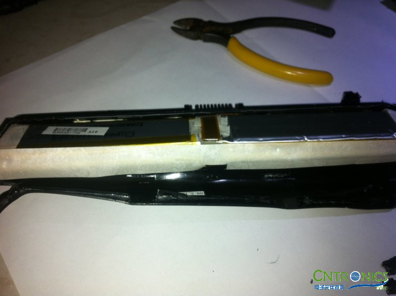 不一樣的DELL筆記本電池拆解小竅門！