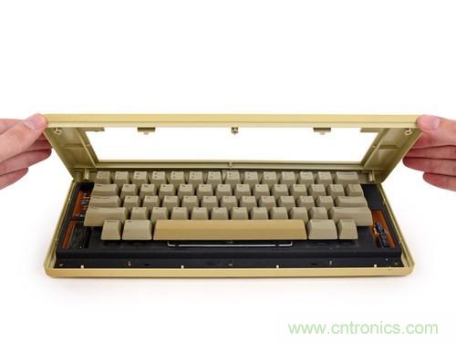 拆！古董級(jí)Macintosh 128K電腦