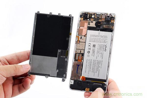 有圖有真相！暴拆VIVO X5 MAX,揭秘&ldquo;最薄之謎&rdquo;