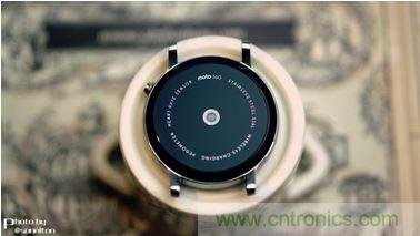 Moto 360 二代：&ldquo;精益求精&rdquo;的細節(jié)仍無法彌補功能的缺失