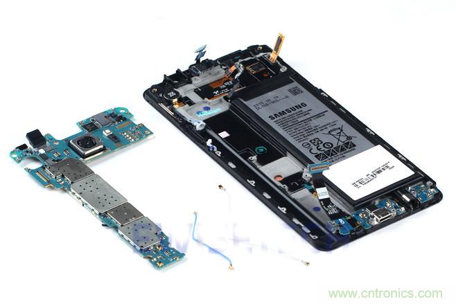 Galaxy Note5拆解，與S系列差距日漸模糊