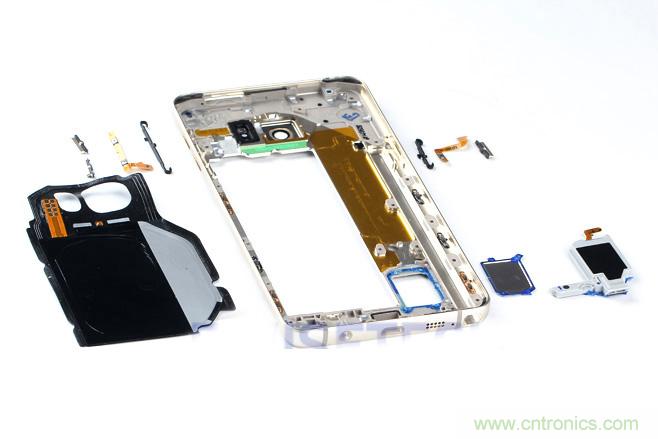 Galaxy Note5拆解，與S系列差距日漸模糊