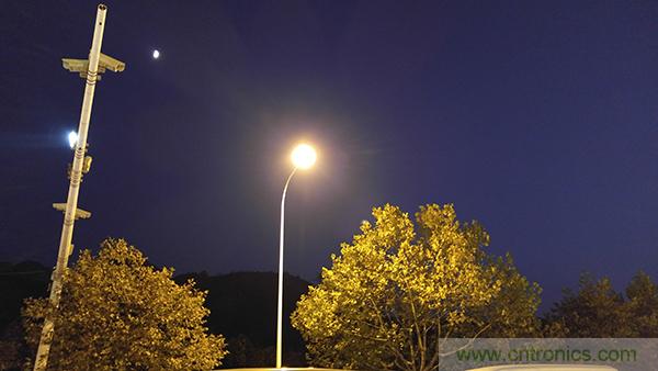 業(yè)界良心 LG V10 評測:剛毅、冷峻，不失人性化