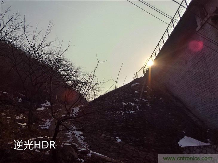 能媲美微單的 Zenfone Zoom測評(píng)：請(qǐng)叫我&ldquo;奧利奧&rdquo;拍照手機(jī)