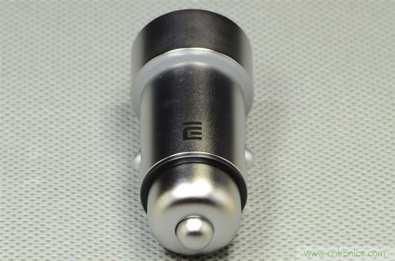 小米車載充電器拆解評測：49元能讓這枚&ldquo;子彈&rdquo;飛多遠(yuǎn)？