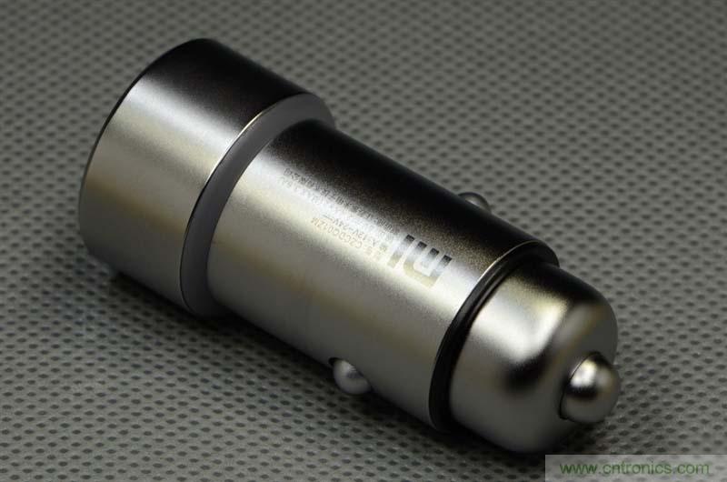 小米車載充電器拆解評測：49元能讓這枚&ldquo;子彈&rdquo;飛多遠(yuǎn)？