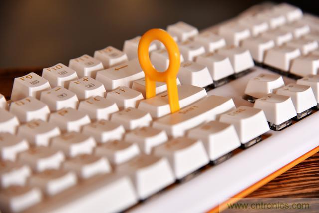 左手寫愛，右手寫他&mdash;&mdash;從此鍵盤鼠標不分家！