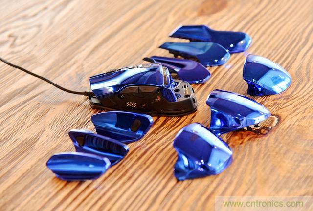 左手寫愛，右手寫他&mdash;&mdash;從此鍵盤鼠標不分家！