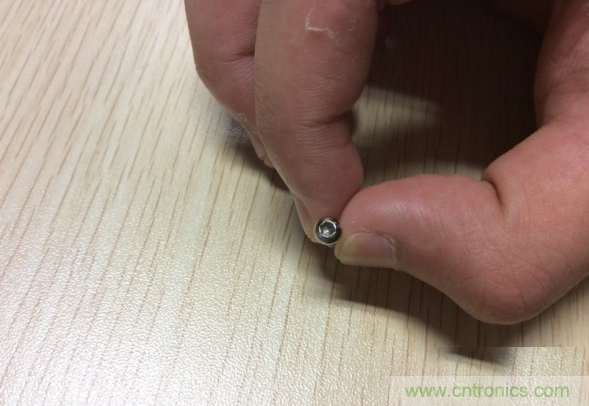 真飛機(jī)拆不著，那就來拆拆無人機(jī)&ldquo;鼻祖&rdquo;大疆吧！