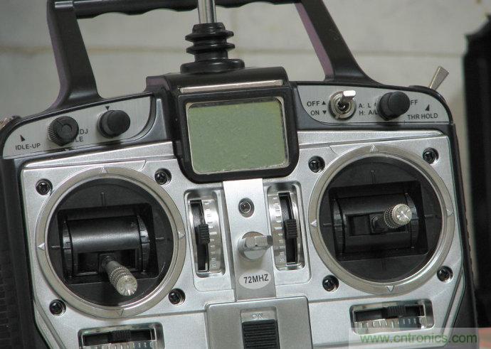 無人機 DIY 制作全過程，酷得不要不要的！