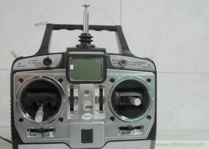 無人機 DIY 制作全過程，酷得不要不要的！