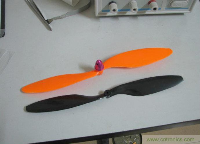 無人機 DIY 制作全過程，酷得不要不要的！