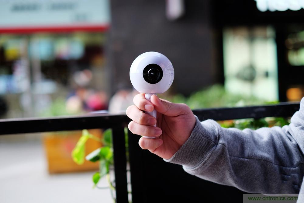 造型神似BB8，讓照片翻滾起來&mdash;&mdash;暴風(fēng)魔眼