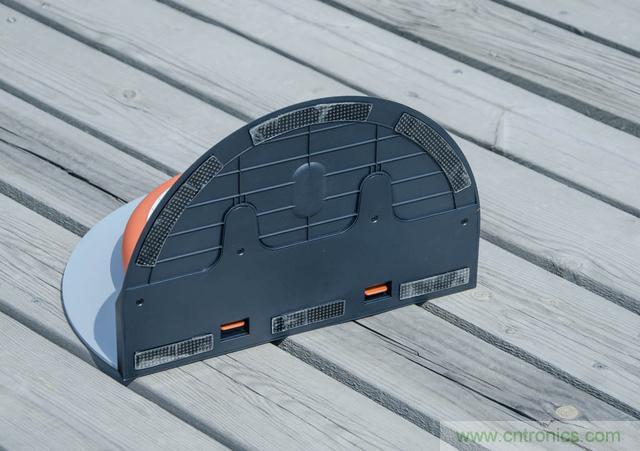 智能導(dǎo)航掃地機(jī)器人，以內(nèi)更靠譜！