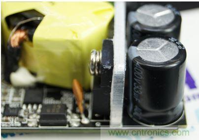 69元小米4口USB充電器詳細拆解，看完你也能DIY一個