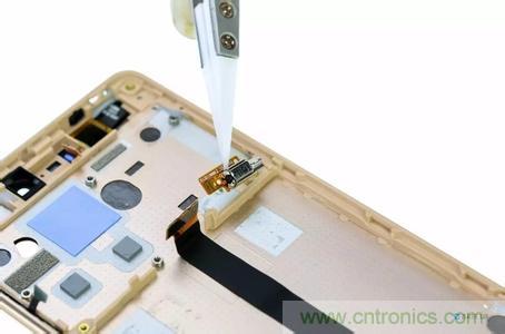 小米手機4S超詳細拆解:內(nèi)外硬件大升級