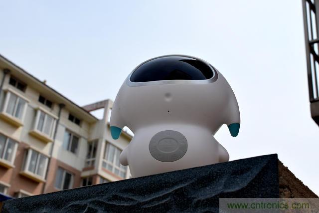 &ldquo;爸爸再不陪我，我就長(zhǎng)大了&rdquo;&mdash;&mdash;小騰機(jī)器人