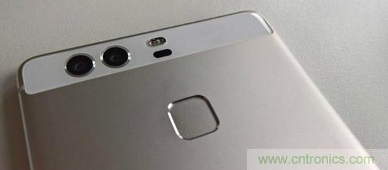 電容對(duì)超聲波，誰(shuí)能解決指紋識(shí)別傳感器三大尷尬點(diǎn)？