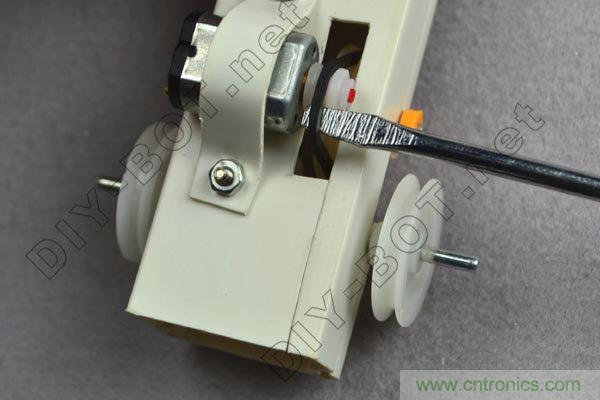 買不起就自己DIY一個(gè)四驅(qū)車&ldquo;速行者&rdquo;