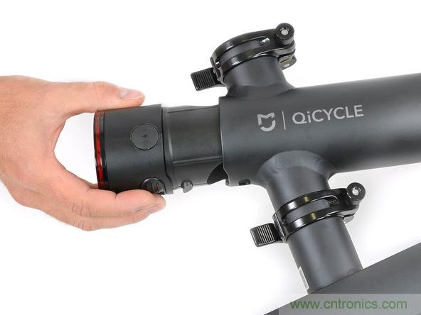 從電池到傳感器，完整拆解小米智能自行車