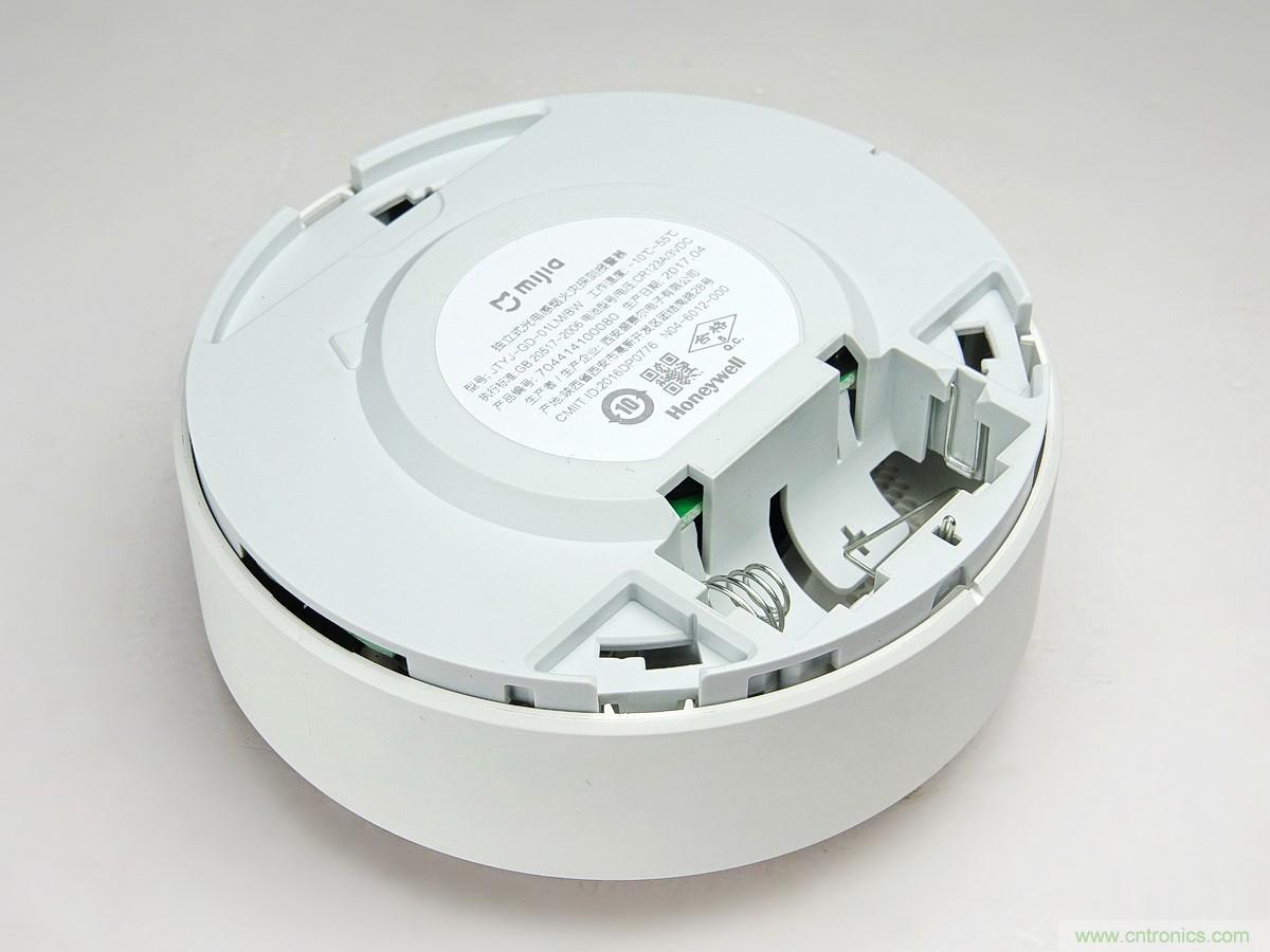 小米煙霧報警器拆解：一顆電池可用五年是如何做到的？