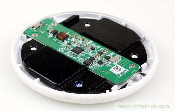 拆解對(duì)比：系出同門，小米、紫米無(wú)線充電器的差別有多大？