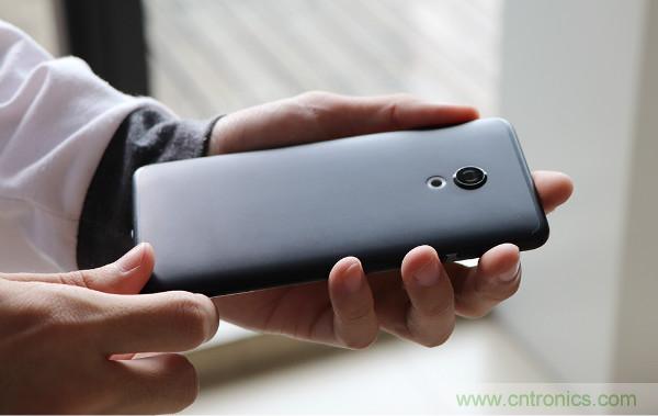 魅族M15拆解：做工精致，壓感Home鍵采用中國(guó)芯