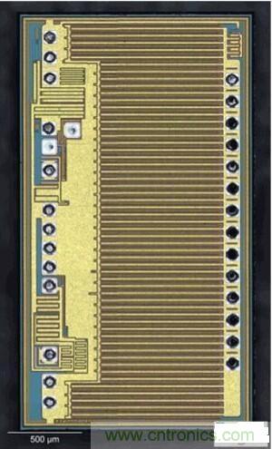 對比 SiC、GaN 和硅，哪種 AC 適配器性能最好？