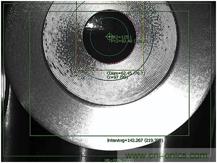 如何通過整合視覺系統(tǒng)方案來提高自動化生產線效率？