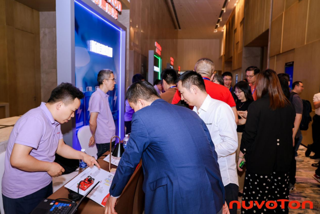 新唐科技以AI、新能源、汽車電子新品引領(lǐng)行業(yè)未來(lái)，巡回發(fā)布會(huì)完美收官！